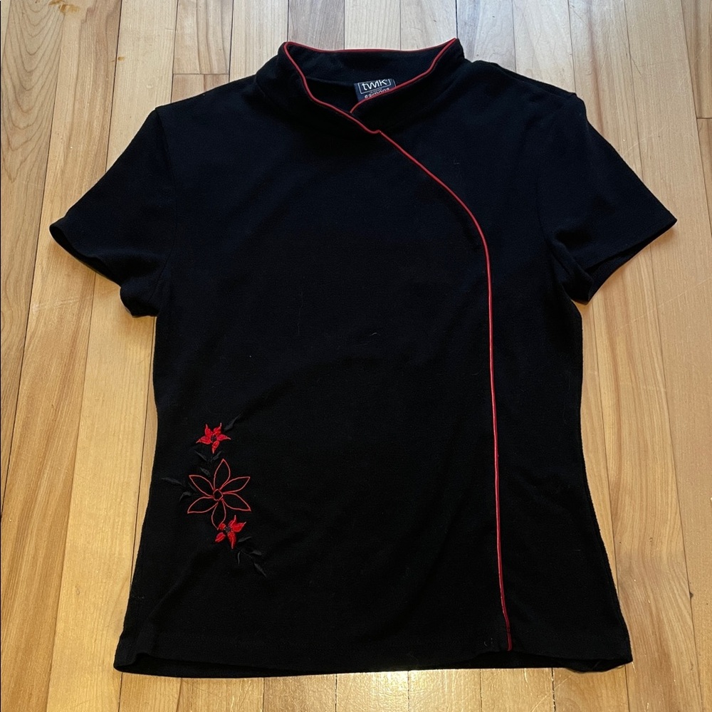 Twik Black Top with Red Trim